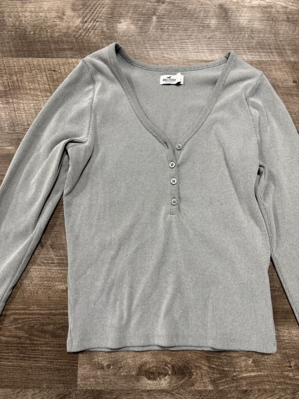 Hollister Ribbed Long Sleeve Shirt Size Large - Picture 2 of 8